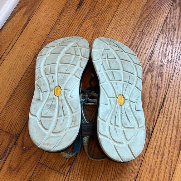 Chaco’s - Picture 4 of 5